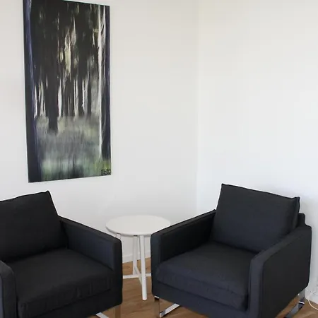 Stayplus Exclusive Seafront Holiday Villa *